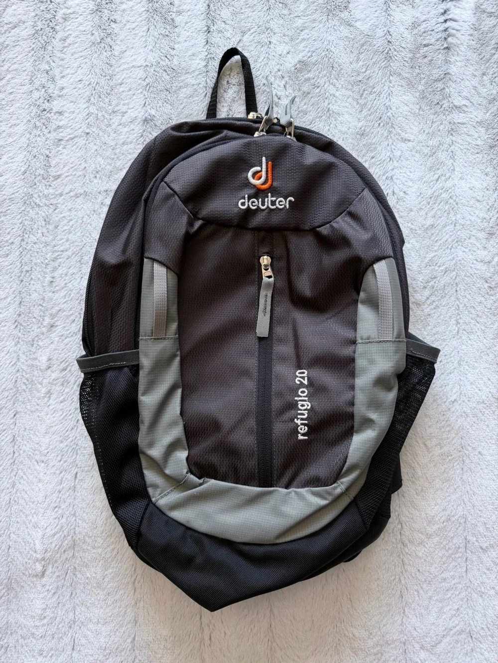 Deuter Refugio 20L Daypack Backpack